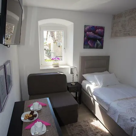 Morus Alba Apartment Split Exterior photo